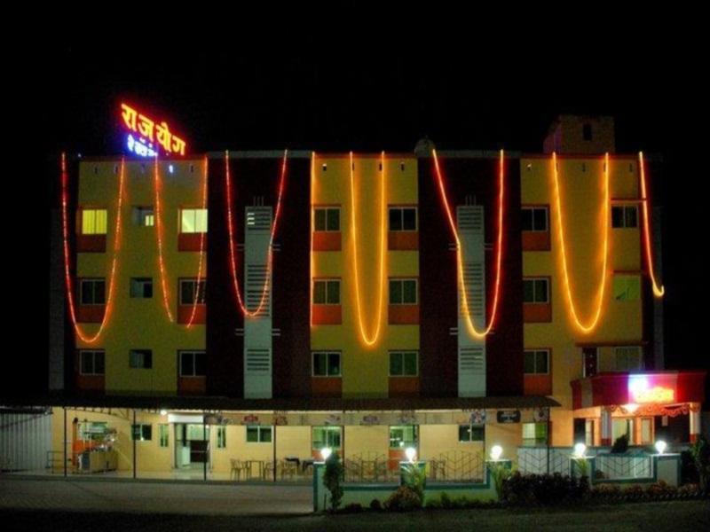 Hotel Rajyog Ranjangaon Ganpati エクステリア 写真